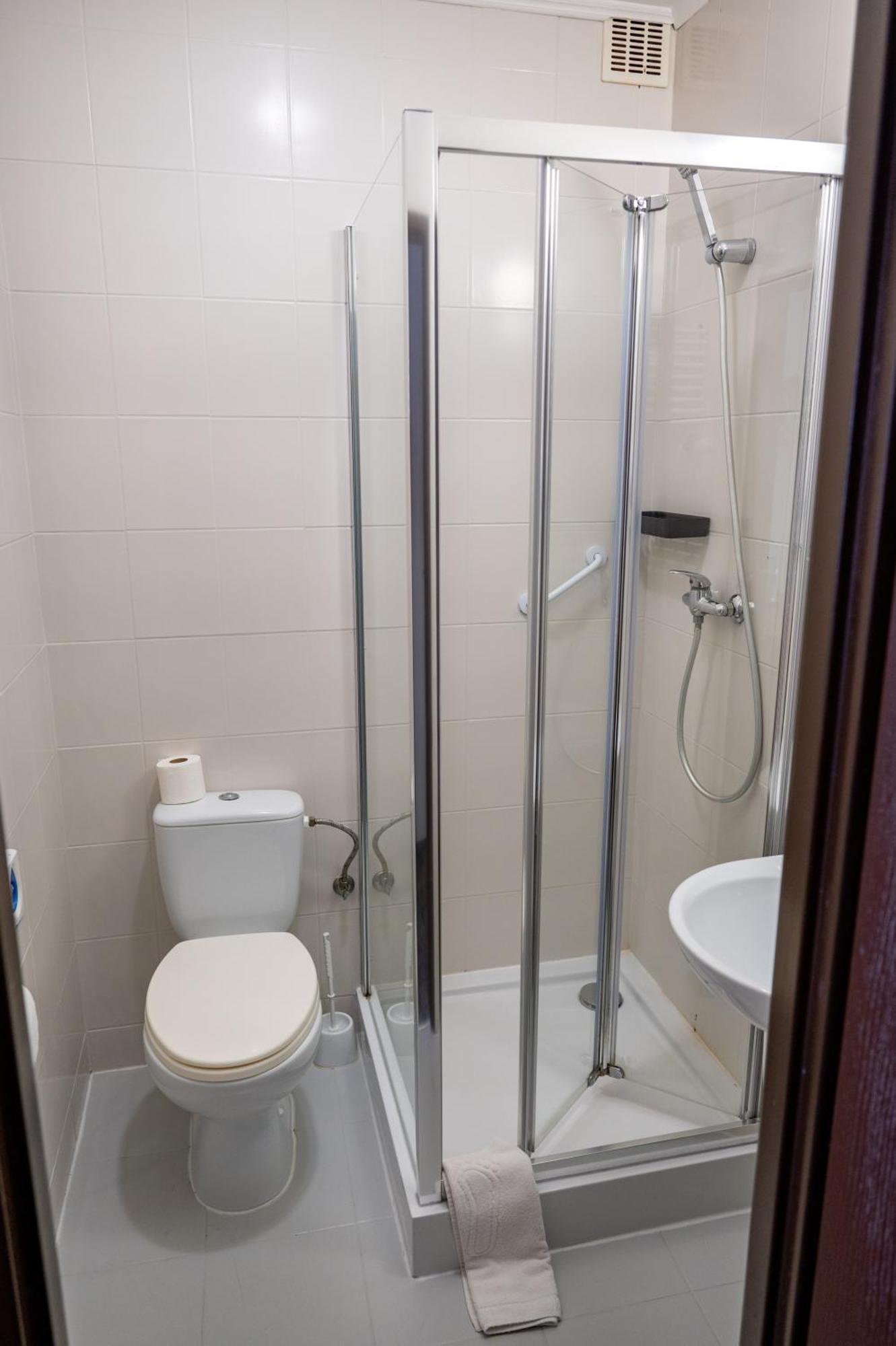 Hotel Duet Хелм Экстерьер фото