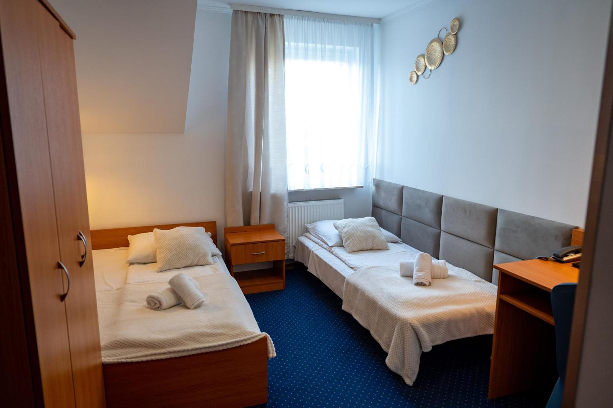 Hotel Duet Хелм Экстерьер фото